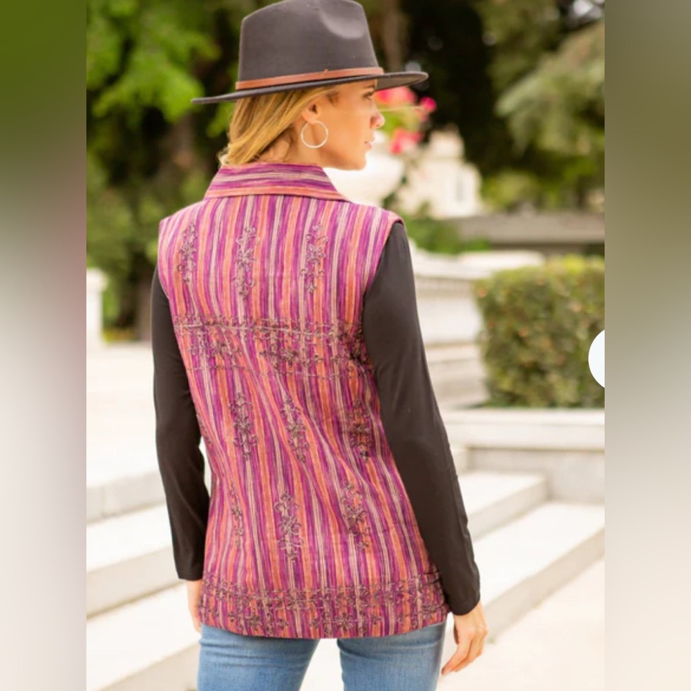 Young Threads Women’s Khadi Linen Zipper Vest Embroidery Quilted Lining M - Picture 3 of 12